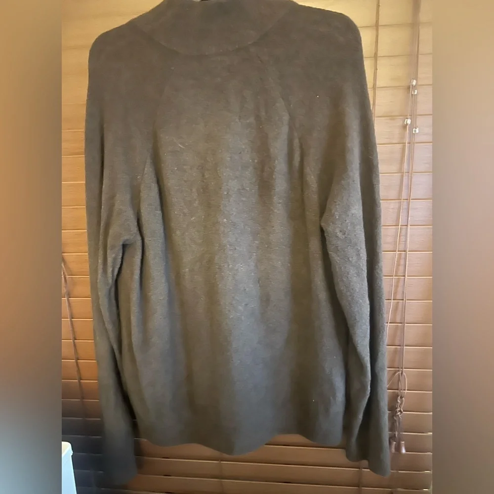 Banana Republic brown sweater